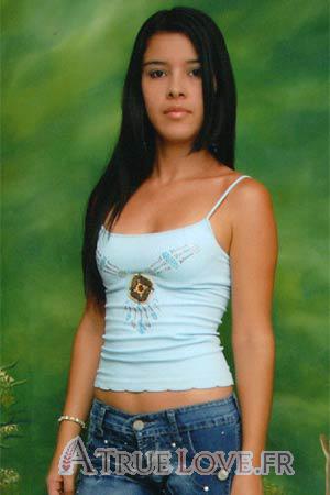 81557 - Angela &Acirc;ge: 24 - Colombie